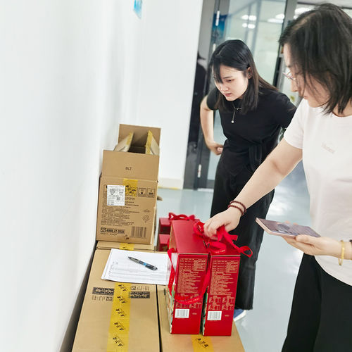 Blog công ty mới nhất về Lễ hội thuyền rồng
